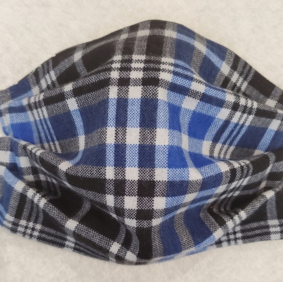 RAIDERS Face Mask Adult with Nose Wire Reversible - Picture 2 of 5